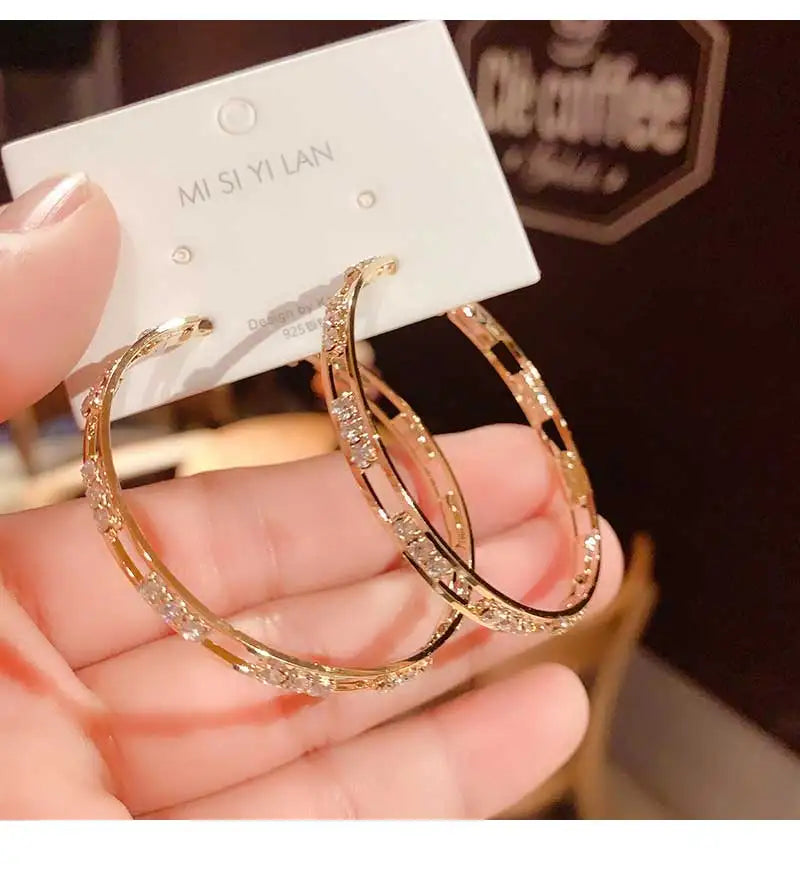 Luxury Female Big White Round Hoop Earrings Fashion Gold Color Color Wedding Earrings Double Zircon Stone Earrings For Women Leedoar