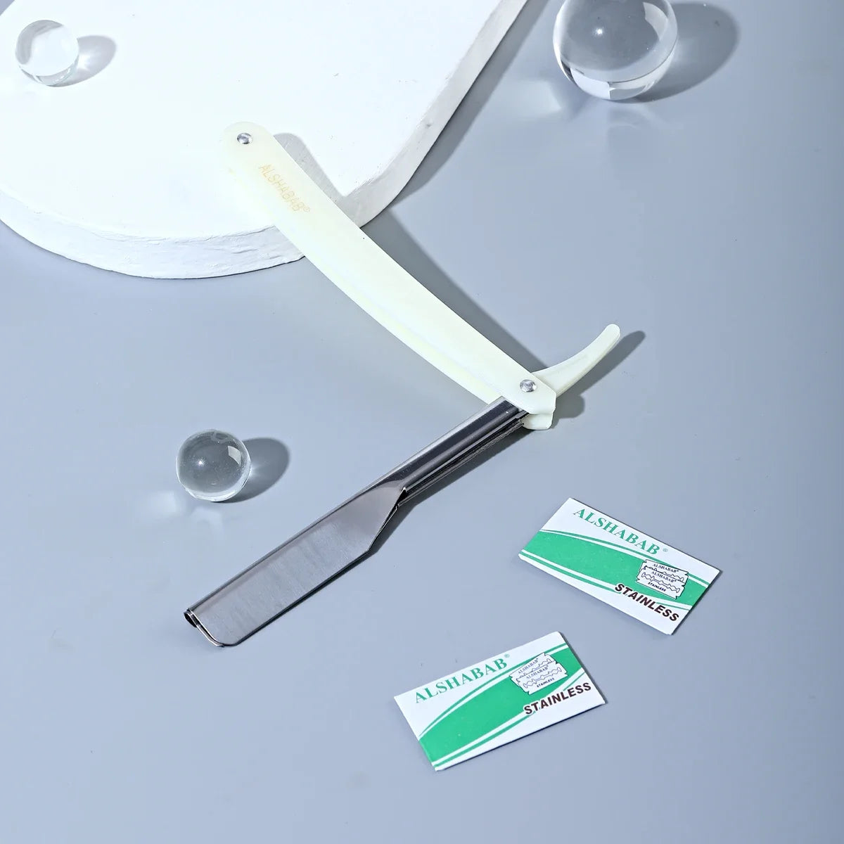 Manual Shaver for Men Barbershop Razor Stainless Steel Shank Is Easy To Use Safety Razor 1Pcs Shaving Razor with 10pcs Blades Leedoar