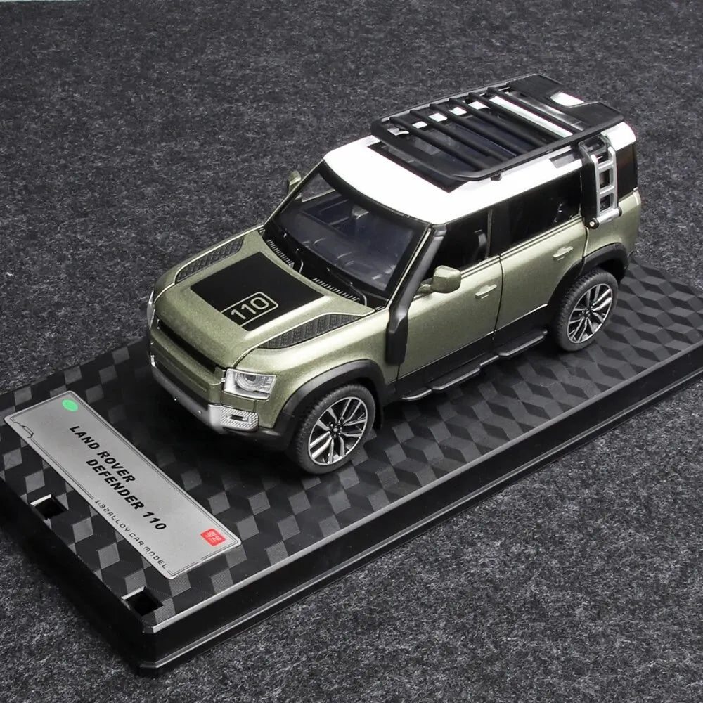 1/32 Diecast Model Car Pullback Vehicle Toy Collection for Land Rover New Defender 110, Gift, with Sound and Light Leedoar