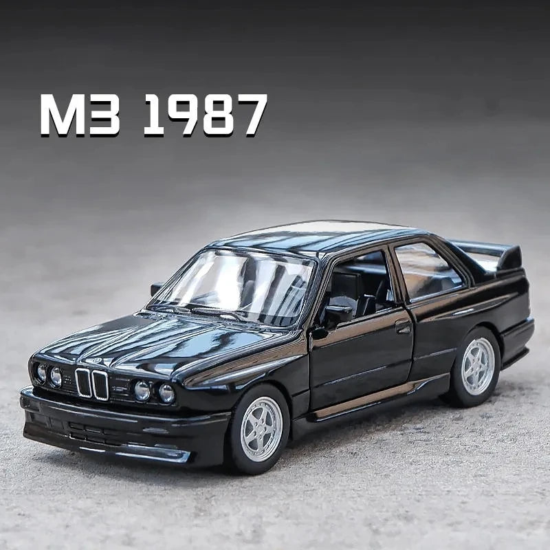 1/36 BMW M3 1987 Alloy Toys Car Model Metal Diecasts Toy Vehicles Authentic Exquisite Interior Pull Back 2 Door Opened Kids Gift Leedoar