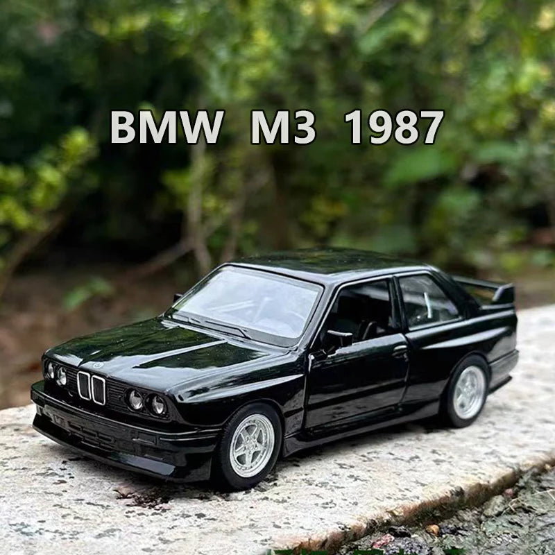 1/36 BMW M3 1987 Alloy Toys Car Model Metal Diecasts Toy Vehicles Authentic Exquisite Interior Pull Back 2 Door Opened Kids Gift Leedoar