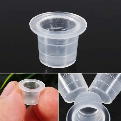 100 piezas de vasos de plástico desechables para tinta de tatuaje, recipiente transparente para pigmento de maquillaje permanente, tapa para accesorios de tatuaje 