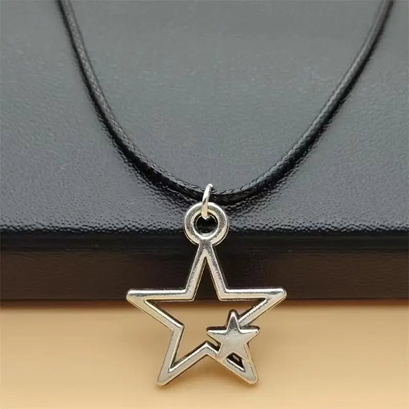 1pcs Vintage Pentagram Necklace Black Rope Necklace Personalized Fashion Alloy Star Pendant Jewelry Party Gift Leedoar
