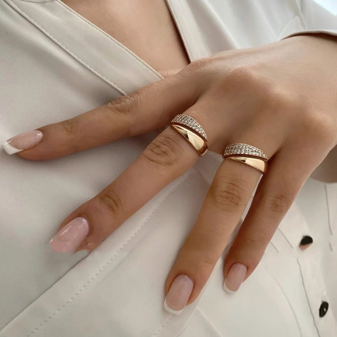 2024 Nwe Stainless Steel 18 K Gold Plated Sun Rings for Women Natural Stone Inlaid in Hollow Metal Texture Ring Trendy Jewelry Leedoar