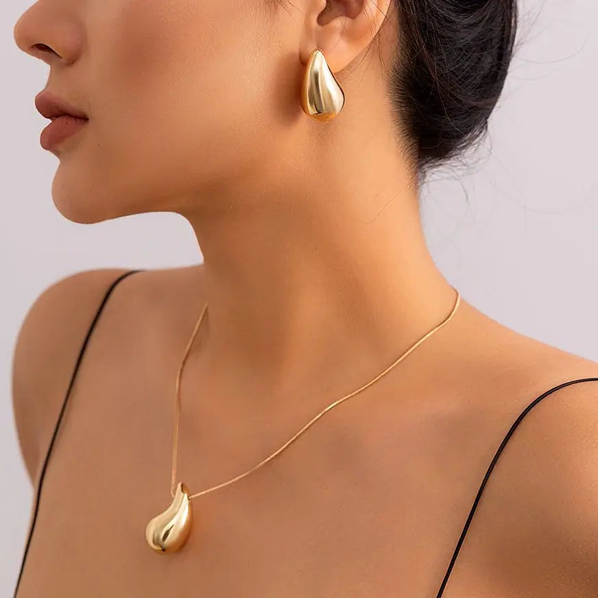 2Pcs Exquisite Snake Chain Beans Pea Pendant Choker Necklace Stud Earrings for Women Vintage Glossy Tear Aesthetic Jewelry Set Leedoar