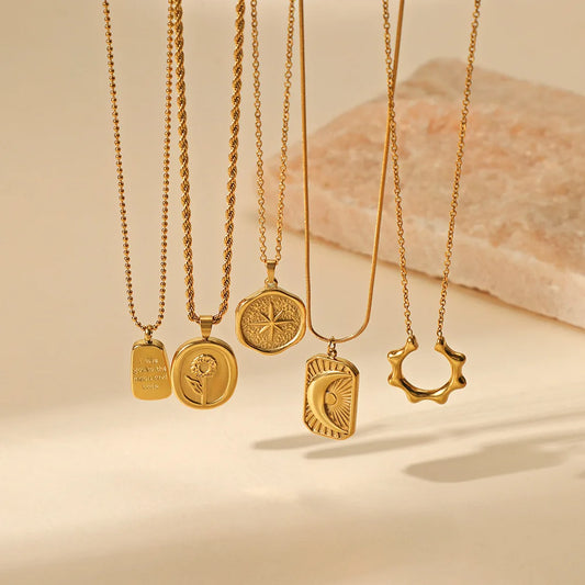 316L Stainless Steel Star Moon Flower Hang Tag Necklace for Women Minimalist Golden Chain Necklace Accessory Leedoar