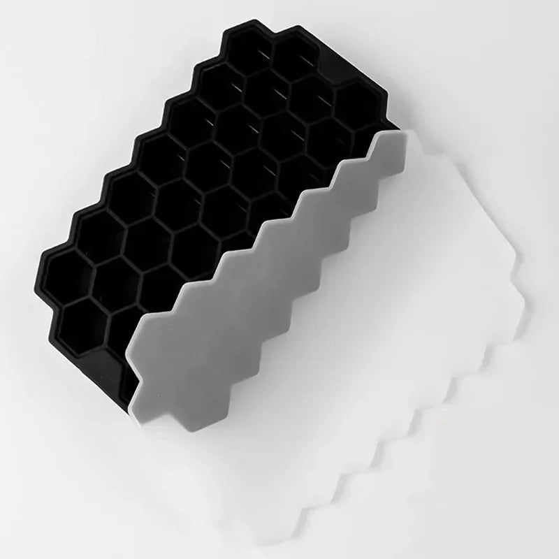 37 Compartment Honeycomb Ice Compartment Molds Jelly Ice Cube Tray with Lid Honeycomb Ice Cube Ice Box Moulds Leedoar