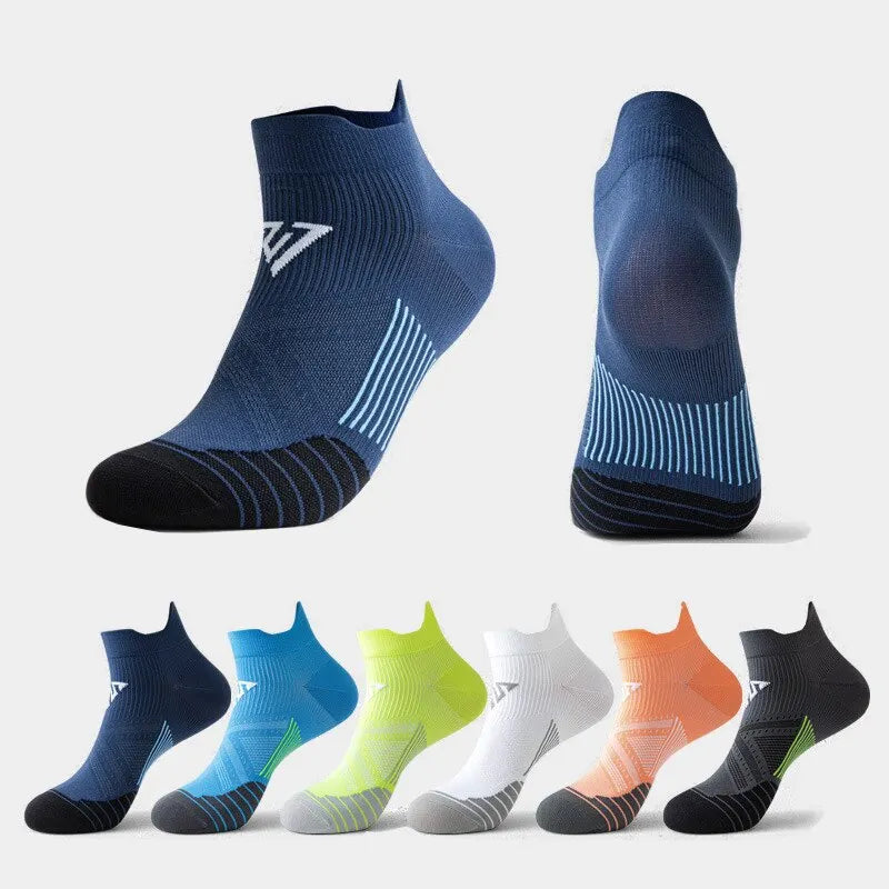 4 Pairs/Lot Men Sport Socks New Anti-sweat Women Gym Socks Men Breathable Cycling Socks Quick Dry Unisex Fitness Socks Set Leedoar