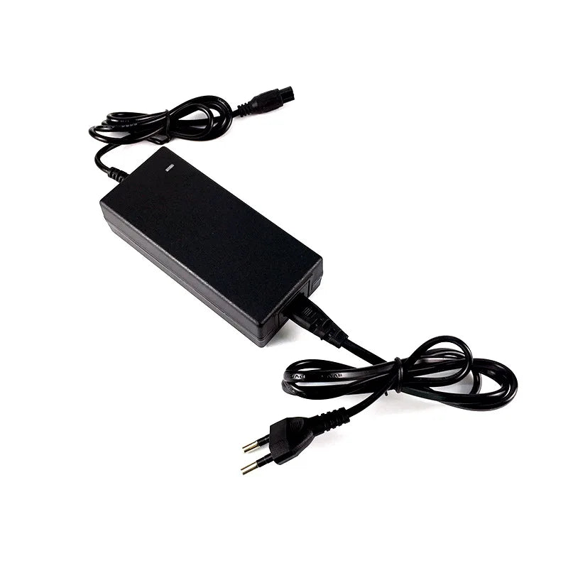 Carregador de bateria de lítio universal 42V 2A para scooter de autoequilíbrio Hoverboard 36V 100-240V AC Adaptador de fonte de alimentação UE EUA 