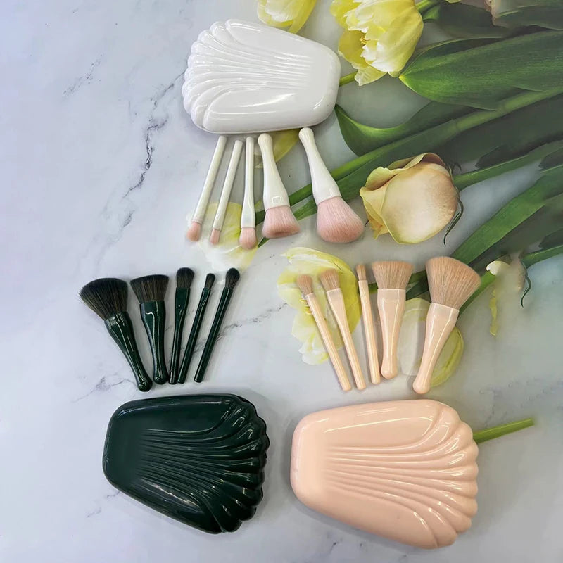 5Pcs Shell Portable Makeup Brush Set HD Mirror Soft Fiber Hair Beauty Tool Repair Brush Lip Brush Full Set Of Cosmetic Brush Leedoar