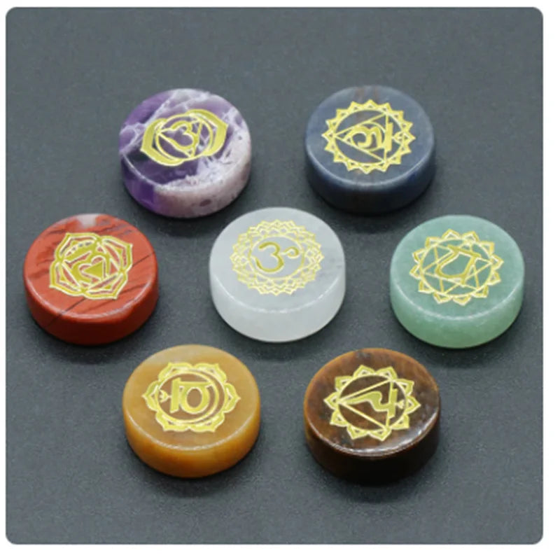 7pcs/Pack Round Shaped 7 Chakra Natural Stone Ornament Amethyst Quartz Energy Engraved Symbols Reiki Divination Healing 16-18mm Leedoar