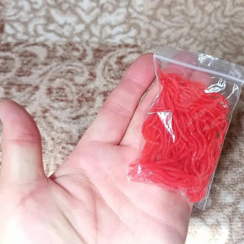 Bionic Red Worm Lure 100pcs 3.5cm Lifelike Silica Gel Fishy Artificial Red Worm Earthworm Bait Submerge Simulation Lure Pesca Leedoar