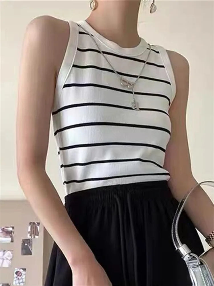 Colorfaith New 2022 Basic Bottoming Striped Chain Elasticity Vests Women Tank & Camis Autumn Winter Wild Crop Short Tops V3420DG Leedoar