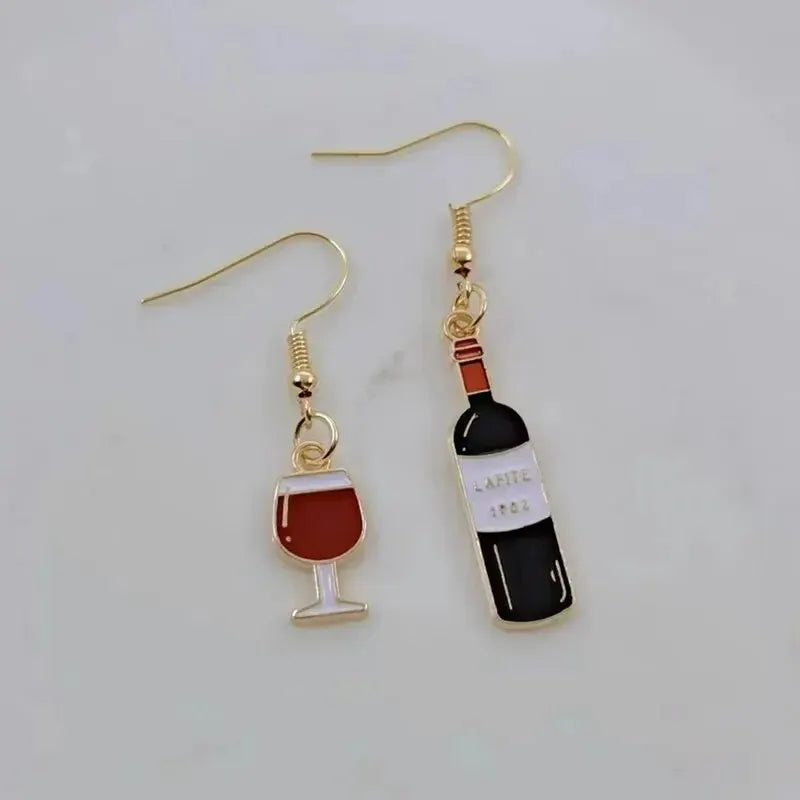 Brincos de gota fofos em formato de garrafa de vinho para mulheres, metal banhado a ouro com epóxi, pingente de garrafa de vinho e cerveja, brincos 