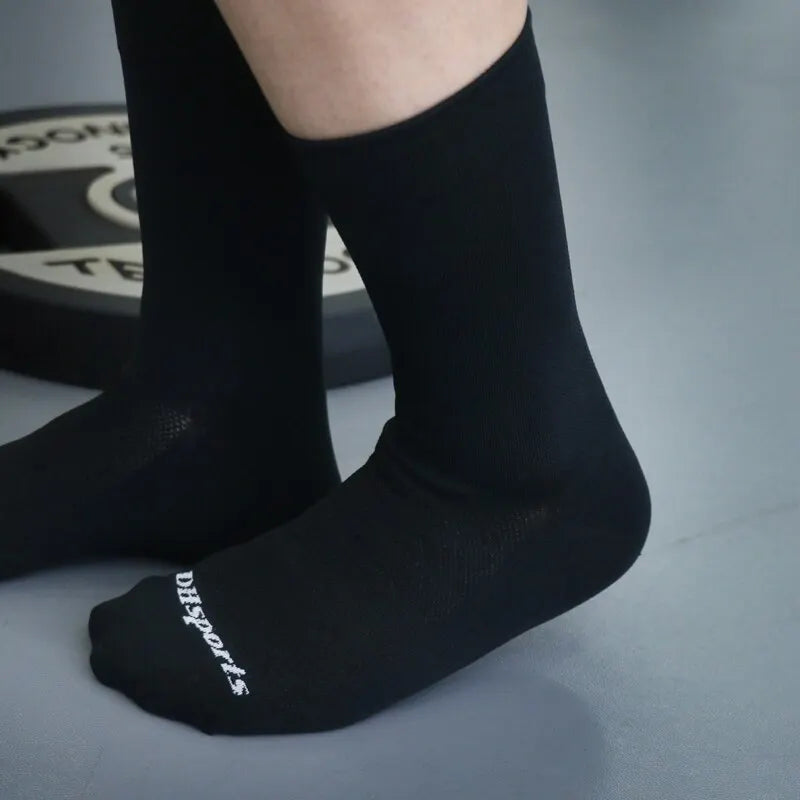 Cycling Socks Running Quick Dry Medium Cylinder Men and Women Sports Fitness in the Tube Leedoar