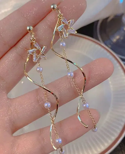 Fashionable Long Earrings with Diamond Leaves and Tassels Elegant Temperament Premium Earrings Leedoar