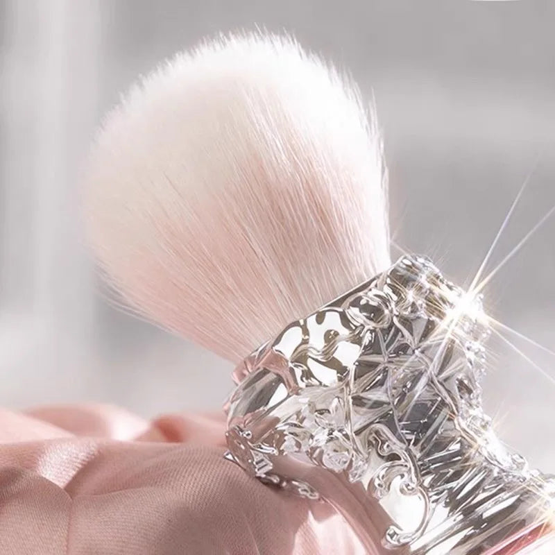 Flower Knows Swan Ballet Strawberry Rococo Blush Spot Brush Brocha de lana esponjosa para maquillaje Acondicionador Herramienta de maquillaje Flowers Knows 