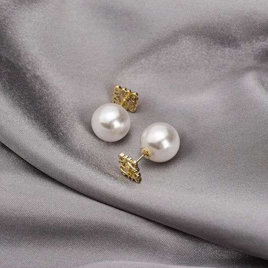 French Vintage Pearl Geometric Earrings Women's Fashionable Simple High-end Feel Earrings New Design Metal Material Ear Studs