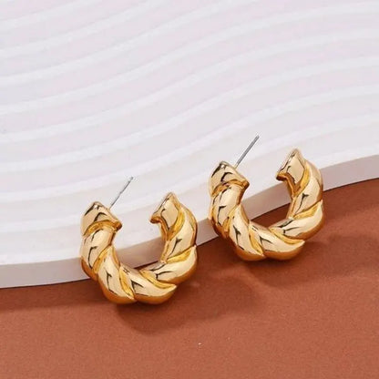 Gold Color Crystal Stone Hoop Earrings Twisted Metal Shape Silver Plating New Fashion Women Earrings Party Jewelry Birthday Gift Leedoar