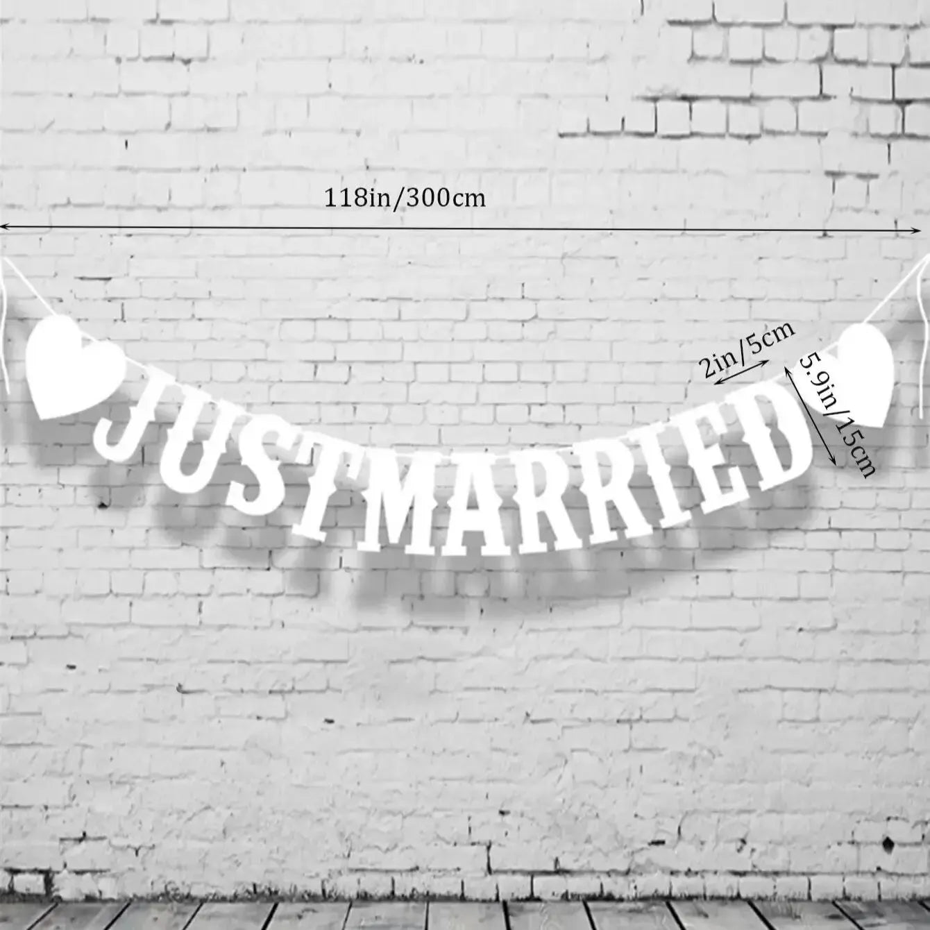 Just Married White Love Pull Flag, Banner Pull Flowers, Wedding Party Pull Flag, Wedding Shooting Props Leedoar