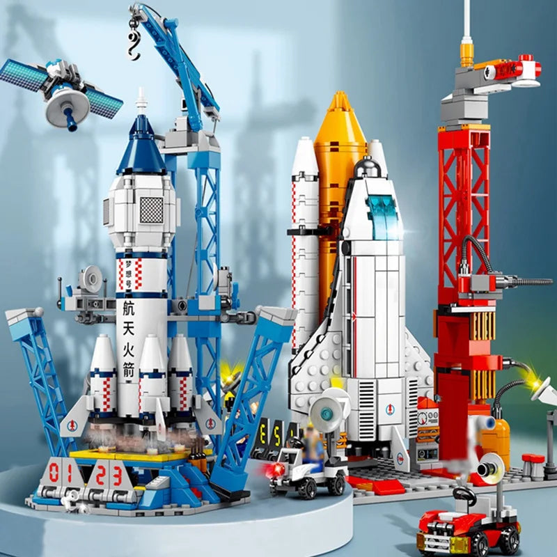 Launch Center Lunar Lander Model Building Blocks Spaceship Spaceport Figure Shuttle Rocket Bricks Construction Toys Leedoar