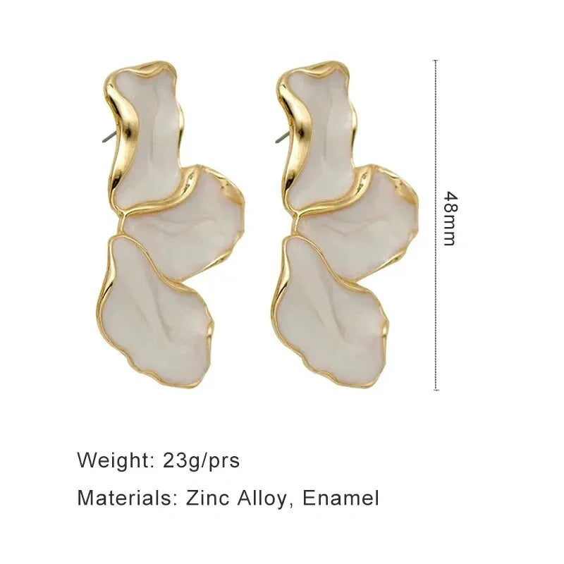 Metal Flower Cream Epoxy Earring Stud Women Fashion Gold Color Plating Irregular Post Earrings Heavy Design Statement Earrings Leedoar