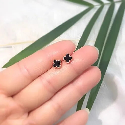 Mini Pure Four-leaf Clover Earrings No Need To Remove When Sleeping Non-allergic Ear Jewelry Leedoar