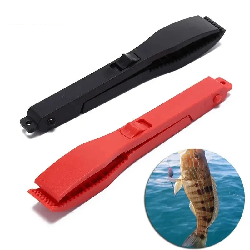 Multifunctional Fishing Fish Clip Hand Controller Tackle Tool Fishing Body Grip Clamp Gripper Grabber with Lock Switch Leedoar