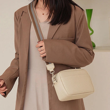 New Solid Color More Layered Women's Shoulder Bag Vinatge Pu Leather Shoulder Bag with Wide Strap Leedoar