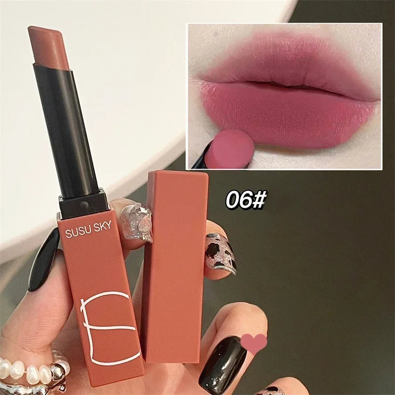 Máscara antiaderente Batom Matte Maquiagem labial Sedosa Fácil de colorir Sexy Mulher Veludo Lipgross Longa duração À prova d'água Cosméticos labiais 