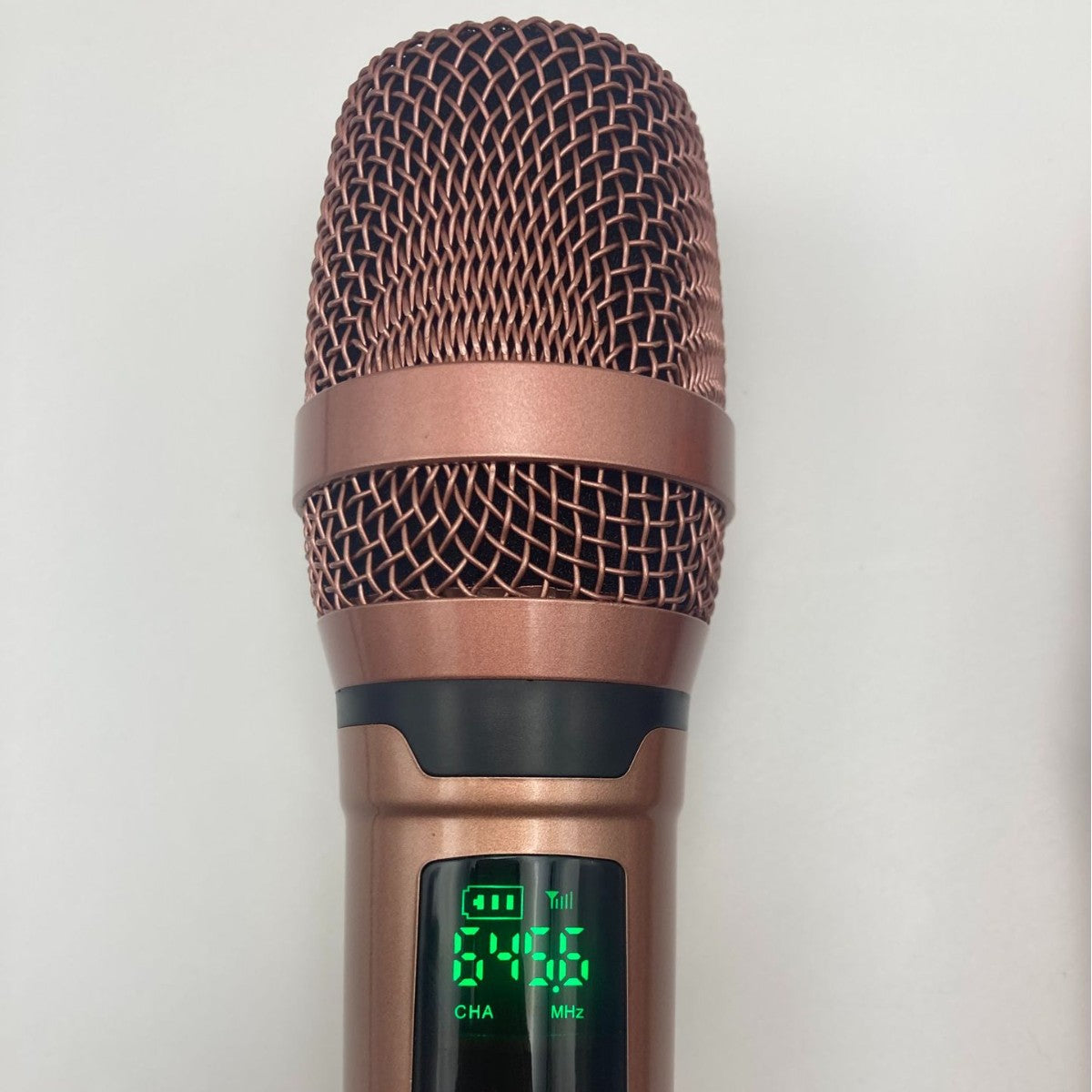 LEEDOAR HT-22 Portable FM Hi-Fi Handheld Metal Home Use Microphone for  Trolley Speaker Outdoor Performances Karaoke – Hot-selling in Vietnam, South Korea, Japan, the Philippines, Russia, and Europe