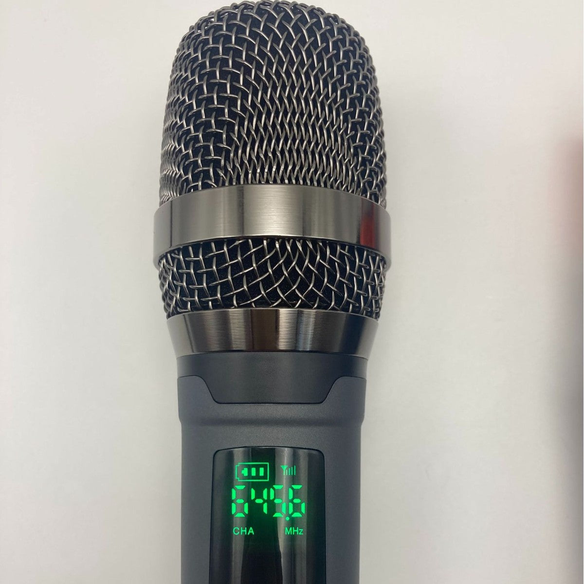LEEDOAR HT-26 UHF Wireless Microphone System (Dual-Channel, Grey) – Suitable for KTV, Singing, and Trolley Speakers