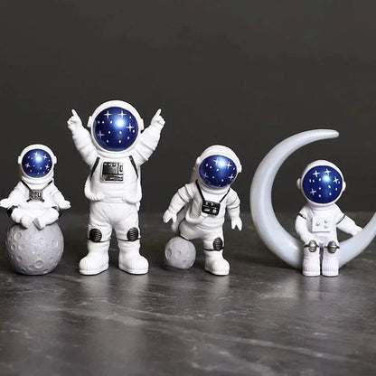 4 pcs Astronaut Figure Statue Figurine Spaceman Sculpture Educational Toy Desktop Home Decoration Astronaut Model For Kids Gift Leedoar