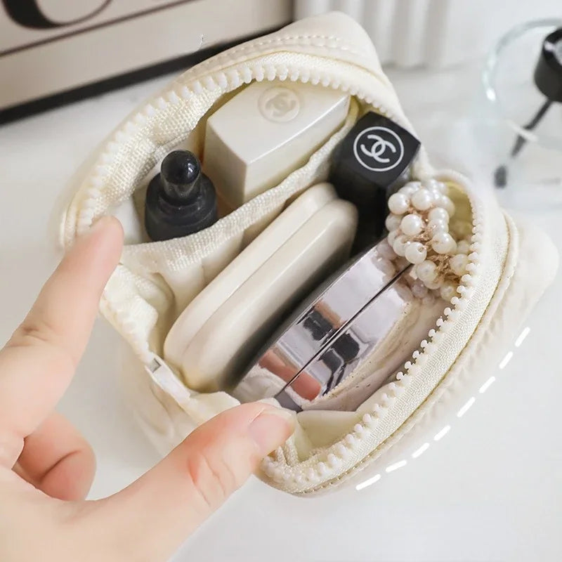 Portable Small Multi-layer Cosmetic Bag Travel Change Sanitary Napkin Storage Mini Bag Carrying Lipstick Bags When Going Out Leedoar