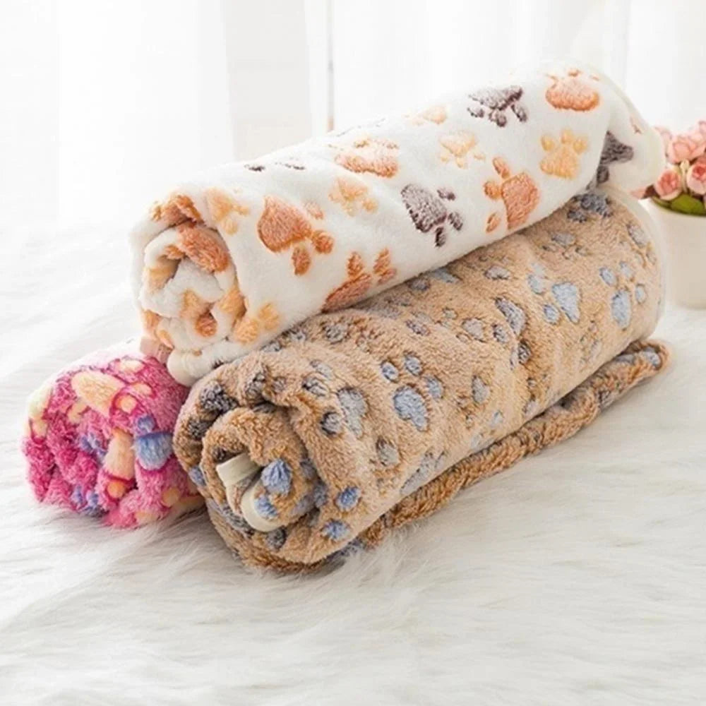 Soft Fluffy Quality Pet Blanket Cute Cartoon Pet Mat Warm and Comfortable Blanket for Cats and Dogs Leedoar