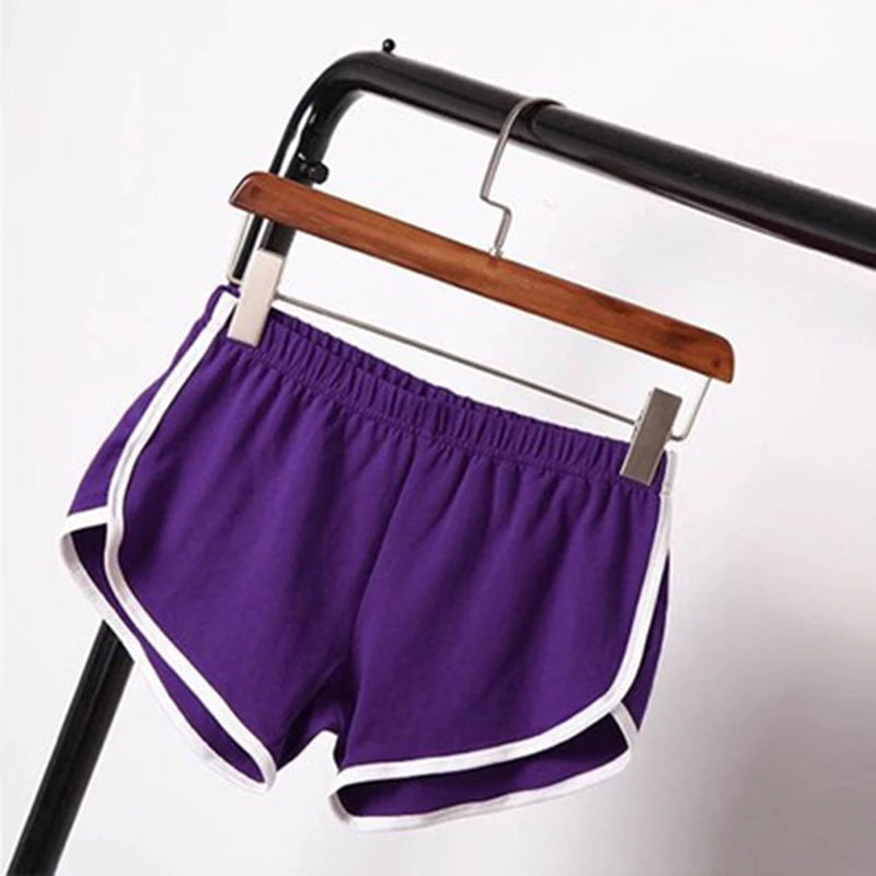 Shorts esportivos femininos verão 2024 nova cor doce anti esvaziado skinny shorts casual senhora cintura elástica praia correndo calças curtas 