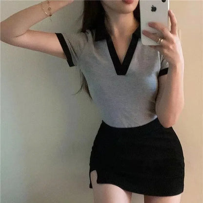 Women's Short Sleeved T-shirt Summer Color Scheme Slim Fit Short V-neck Sexy Spicy Girl Fashion Casual Short Top Leedoar
