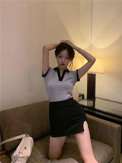 Women's Short Sleeved T-shirt Summer Color Scheme Slim Fit Short V-neck Sexy Spicy Girl Fashion Casual Short Top Leedoar